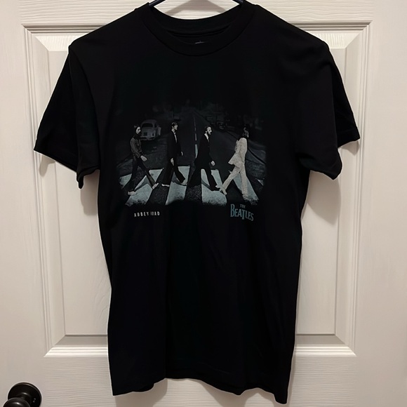 The Beatles Band Tshirt - Picture 2 of 4